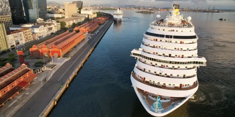 Governo anuncia R$ 400 milhões para obras de dragagem no Porto do Rio