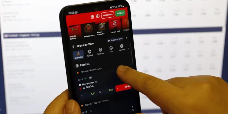 Sites fraudulentos dificultam identificação de bets no Brasil