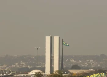 Dino marca para 10 de outubro audiência para debater orçamento secreto