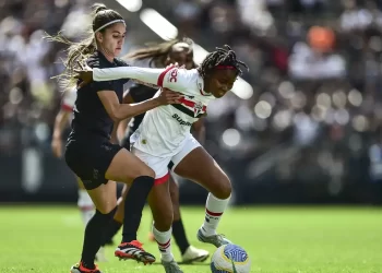 Brasileiro feminino: São Paulo e Corinthians iniciam disputa do título