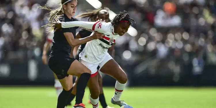 Brasileiro feminino: São Paulo e Corinthians iniciam disputa do título