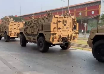 Militar que operou drone lança-granadas para traficante é preso no Rio