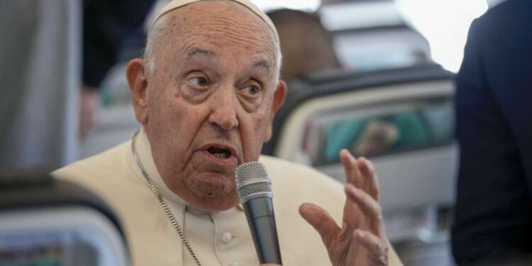 Papa condena uso “imoral” da força