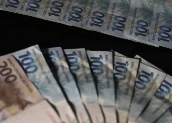 Copom decide nesta quarta se eleva juros básicos da economia