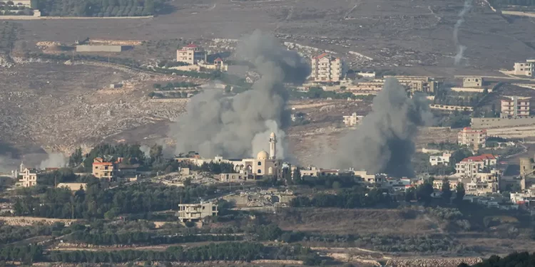 Resgate de brasileiros no Líbano é reprogramado para este sábado