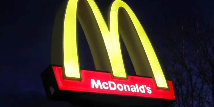 EUA: surto de E. coli pode estar relacionado a sanduíche do McDonalds
