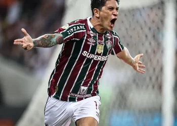 Cano encerram jejum e Fluminense derrota Athletico no Brasileiro