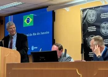 UFRJ terá Centro Brasil-Brics de Inovação para Neoindustrialização
