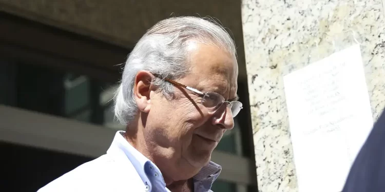 Gilmar Mendes anula condenações de Dirceu na Lava Jato