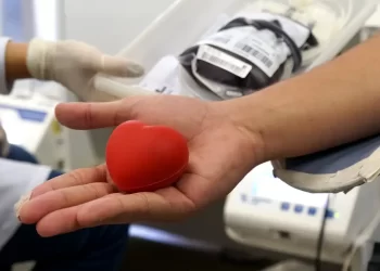 Hospitais federais do RJ fazem campanha para aumentar doação de sangue