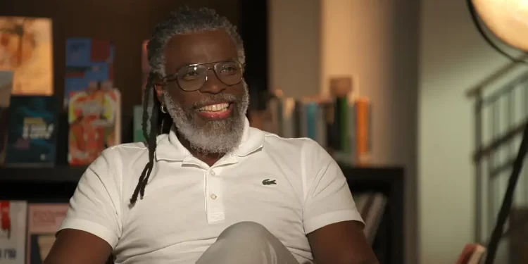 Trilha de Letras recebe o filósofo, educador e escritor Renato Noguera