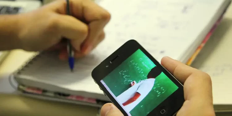 Faculdades e EaD podem aumentar o acesso ao ensino público superior