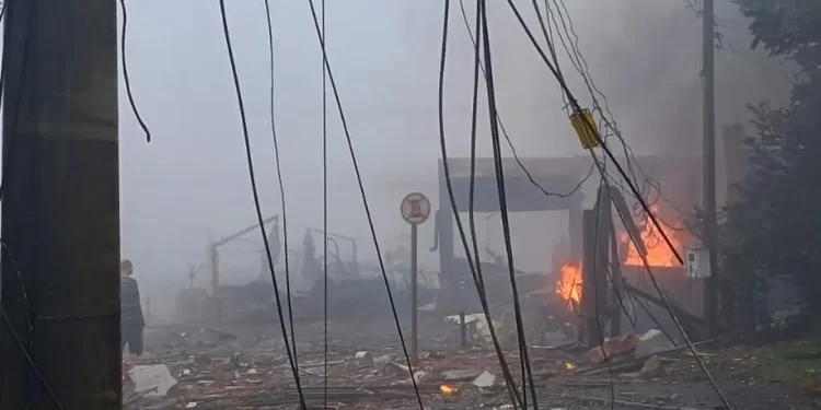 Avião com dez passageiros cai em Gramado