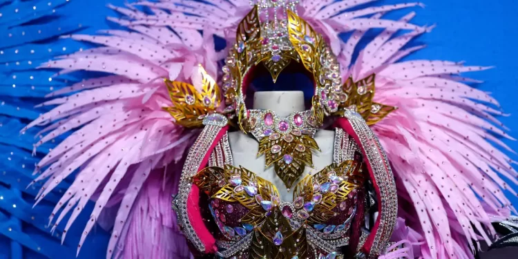 Beija-Flor vai homenagear Laíla, mestre dos carnavais