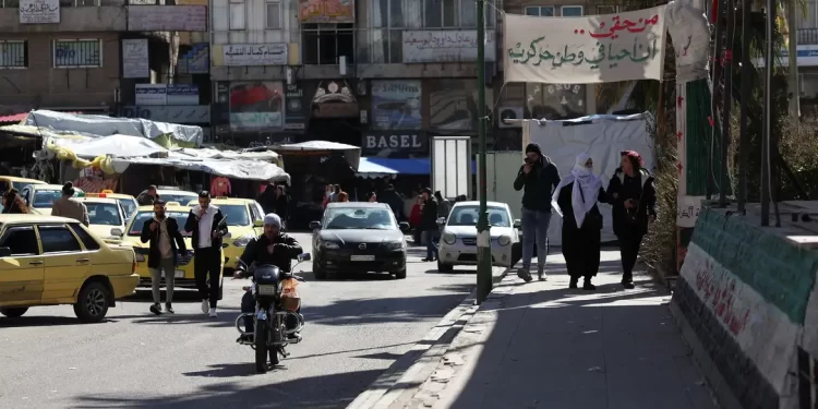 Comitê da Síria promete investigar massacres contra mil civis