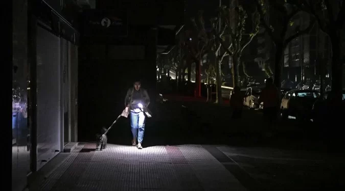 Apagão “massivo” afeta toda a Península Ibérica e tem reflexos na Europa