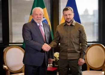 Zelensky recusa telefonemas de Lula por viagem do petista à Rússia
