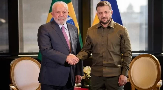 Zelensky recusa telefonemas de Lula por viagem do petista à Rússia