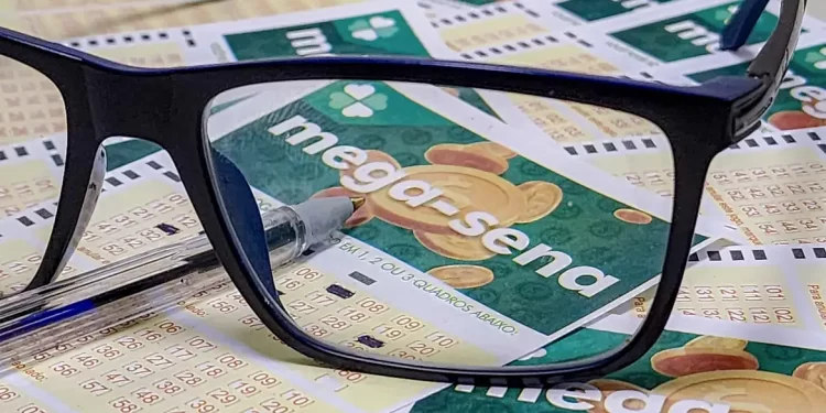 Nenhuma aposta acerta a Mega-Sena e prêmio vai a R$ 37 milhões