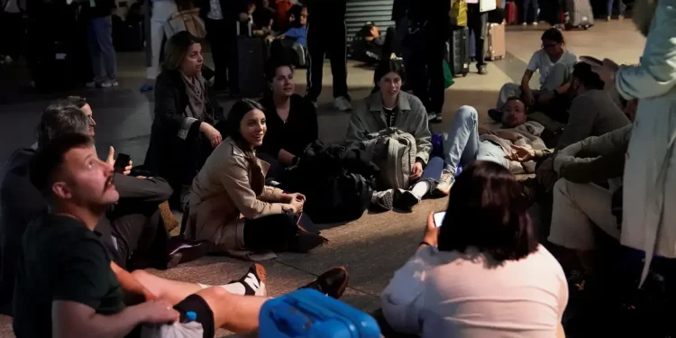 Apagão: brasileiro que mora em Madri relata fila em mercados