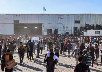 Gaza: Desespero, mortes e caos em invasão a armazém da ONU