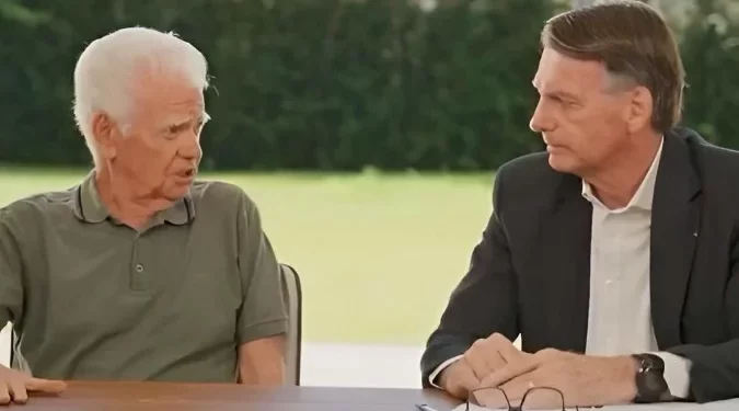 Bolsonaro divulga vídeo com aposentados para criticar escândalo do INSS