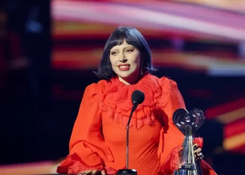 Lady Gaga: Bombeiros pedem que público não entre no mar à noite
