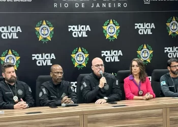 Polícia diz ter impedido ataque com explosivos no show de Lady Gaga