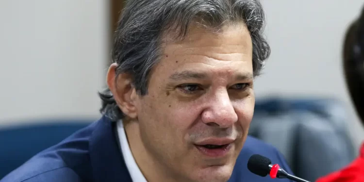 Haddad viaja à Califórnia para buscar investimentos em data centers