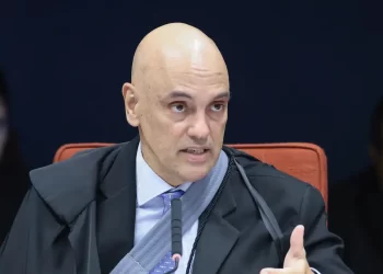 Moraes vota para tornar réus 10 acusados pela trama golpista