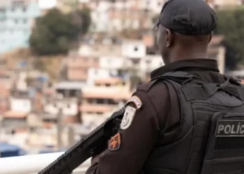 Tiroteio no Complexo da Maré deixa ao menos três mortos