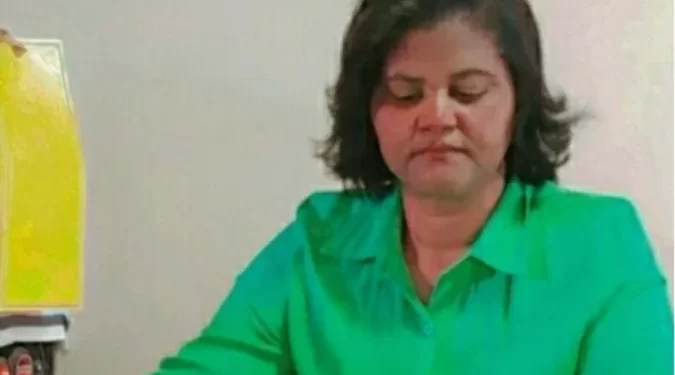 Mulher é atingida por um tiro na cabeça pelo próprio companheiro