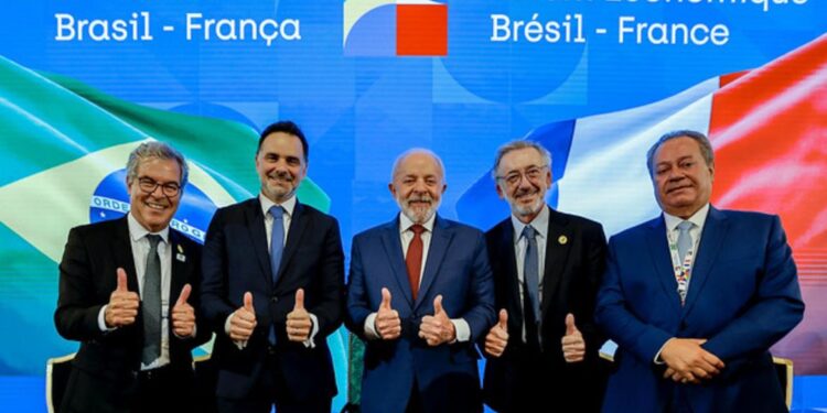Empresários franceses prometem a Lula investir R$ 100 bi no Brasil