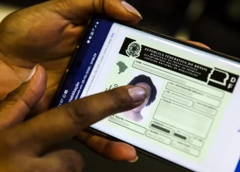 Lei que cria CNH gratuita para população de baixa renda é sancionada