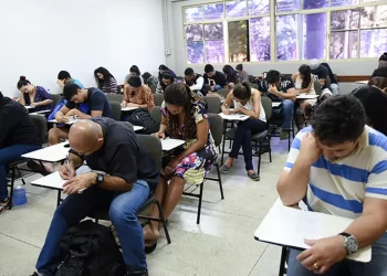 Inscrições para Encceja Exterior 2025 vão até dia 27