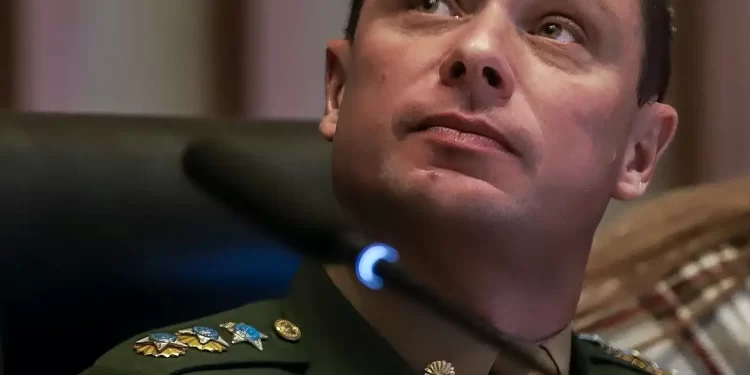 Cid acusa defesa de Bolsonaro de abordar filha para saber de delação