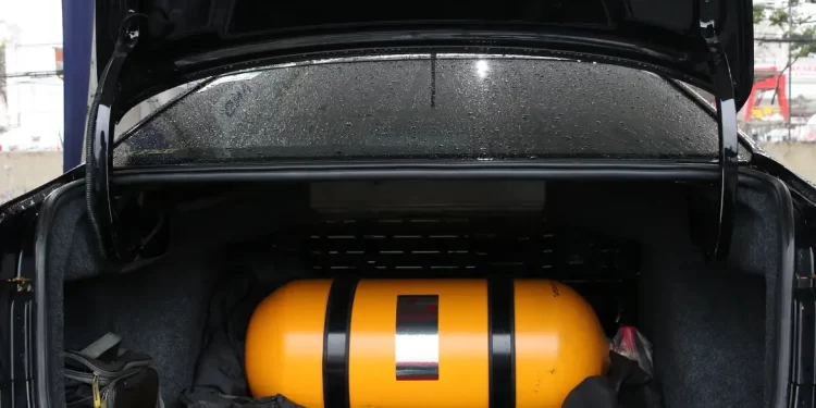 Morre segunda vítima de explosão em posto de gasolina no centro do Rio