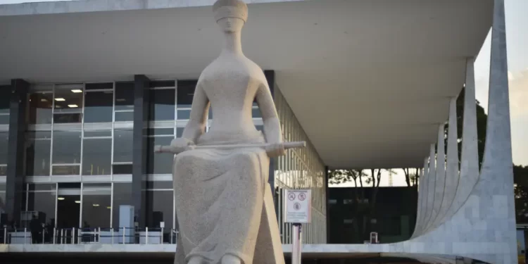 STF começa a ouvir nesta segunda réus do núcleo 1 da trama golpista