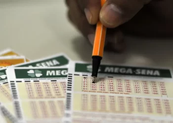 Mega-Sena acumula novamente e prêmio vai para 100 milhões
