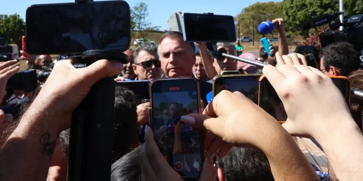 “Suprema humilhação”, diz Bolsonaro sobre tornozeleira eletrônica