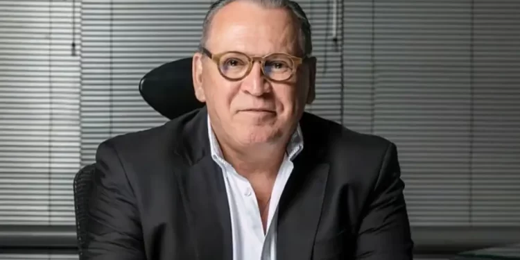 Dono da Ultrafarma e diretor da Fast Shop são soltos em São Paulo