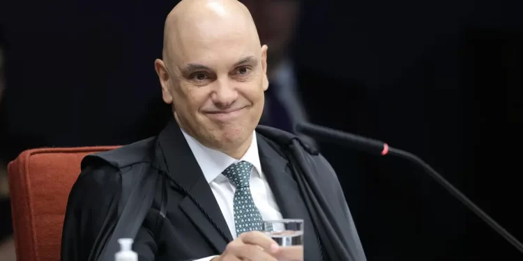 Moraes: STF será imparcial e vai ignorar pressões ao julgar Bolsonaro