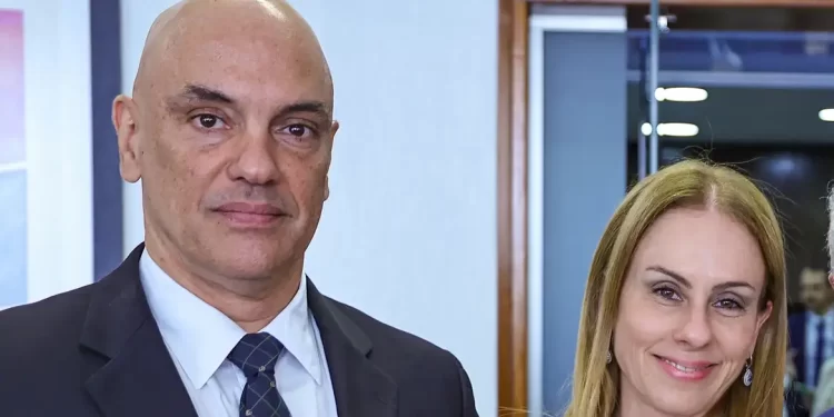 Governo dos EUA impõe Lei Magnitsky à esposa de Alexandre de Moraes
