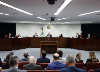 TV Brasil exibe especial sobre julgamento da tentativa de golpe