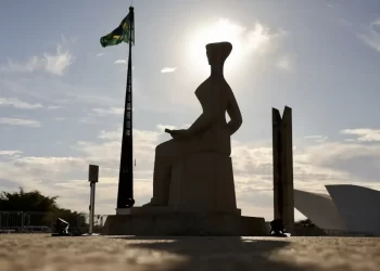 Ao vivo: acompanhe o 2° dia de julgamento de Bolsonaro no STF