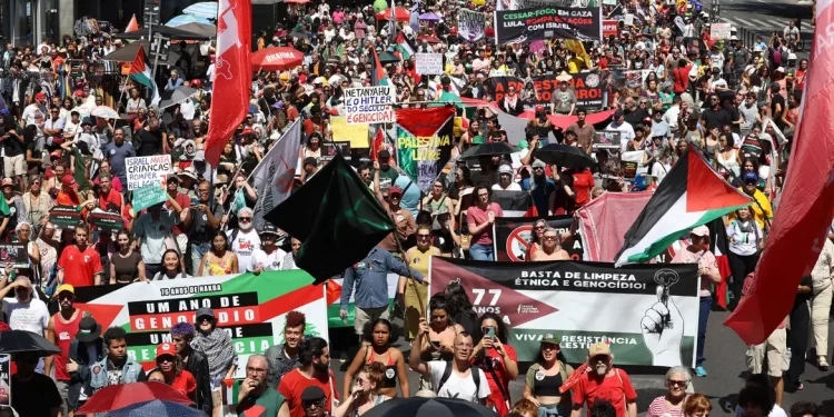 Ato pede libertação de ativistas de flotilha e medidas duras do Brasil