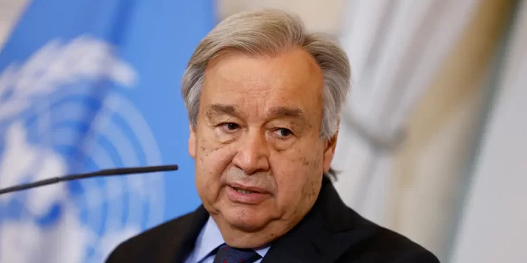 Chefe da ONU pede investigação sobre mortes em operação no Rio