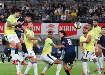 Brasil amarga derrota histórica para o Japão em amistoso em Tóquio