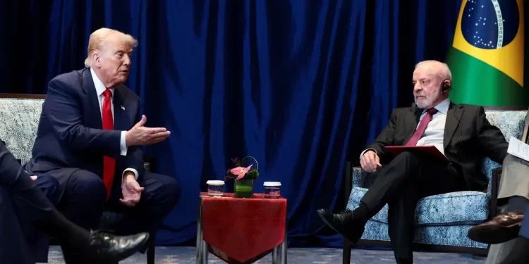Trump parabeniza Lula e diz que negociações com Brasil prosseguem