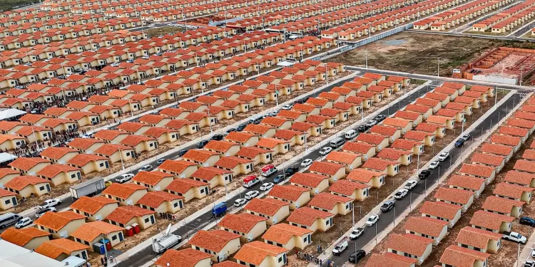 Novo programa dará até R$ 30 mil em crédito para reforma de casas